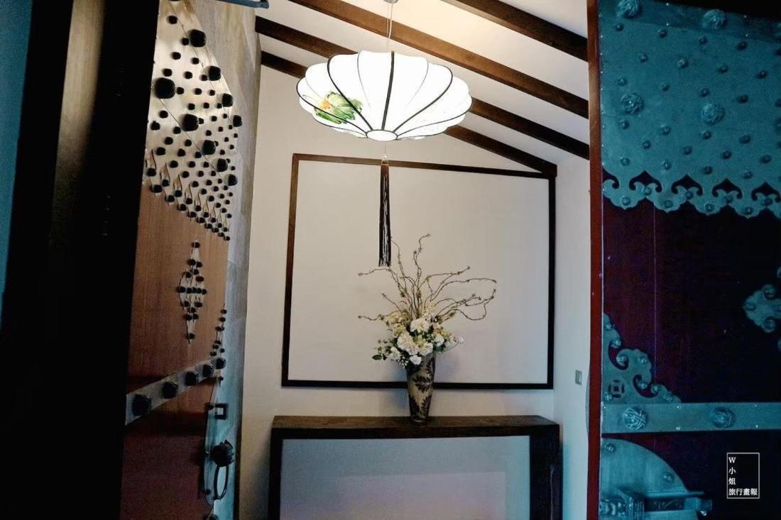 Roaming Cloud Sun Moon Lake B&B Yuchi Exteriör bild