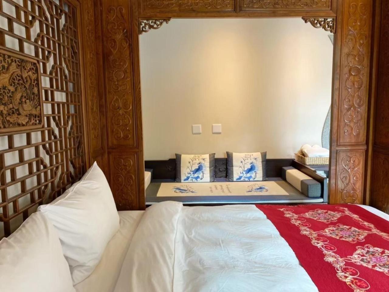 Roaming Cloud Sun Moon Lake B&B Yuchi Exteriör bild