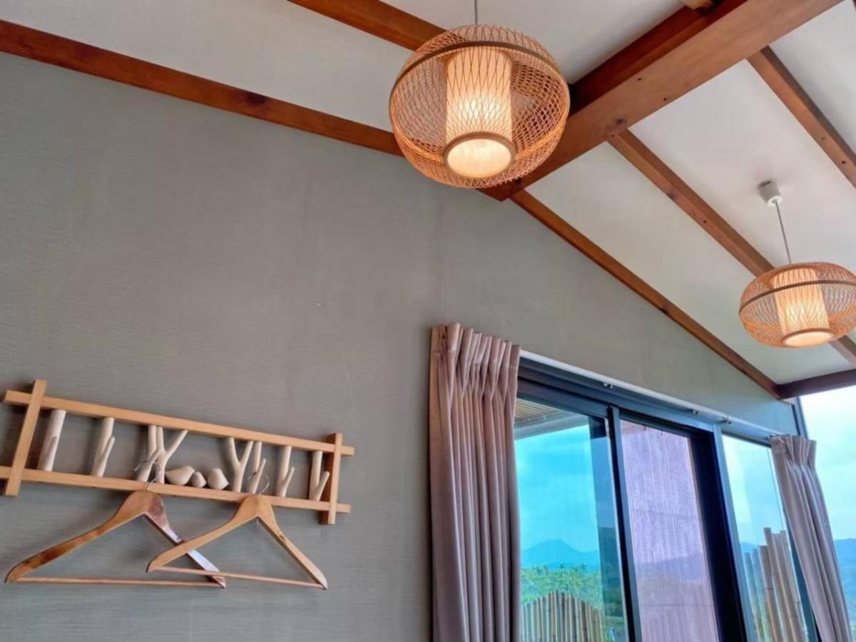 Roaming Cloud Sun Moon Lake B&B Yuchi Exteriör bild
