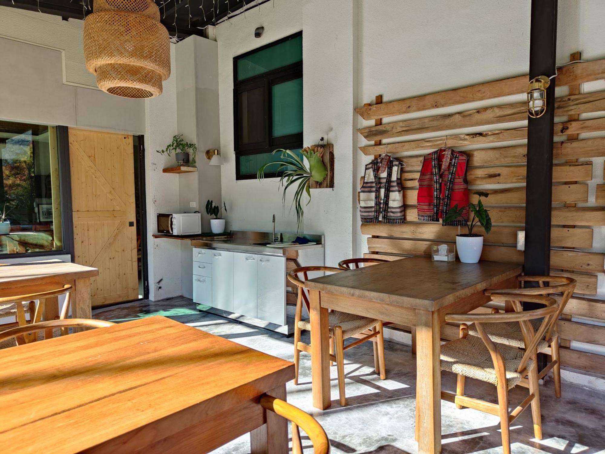 Roaming Cloud Sun Moon Lake B&B Yuchi Exteriör bild