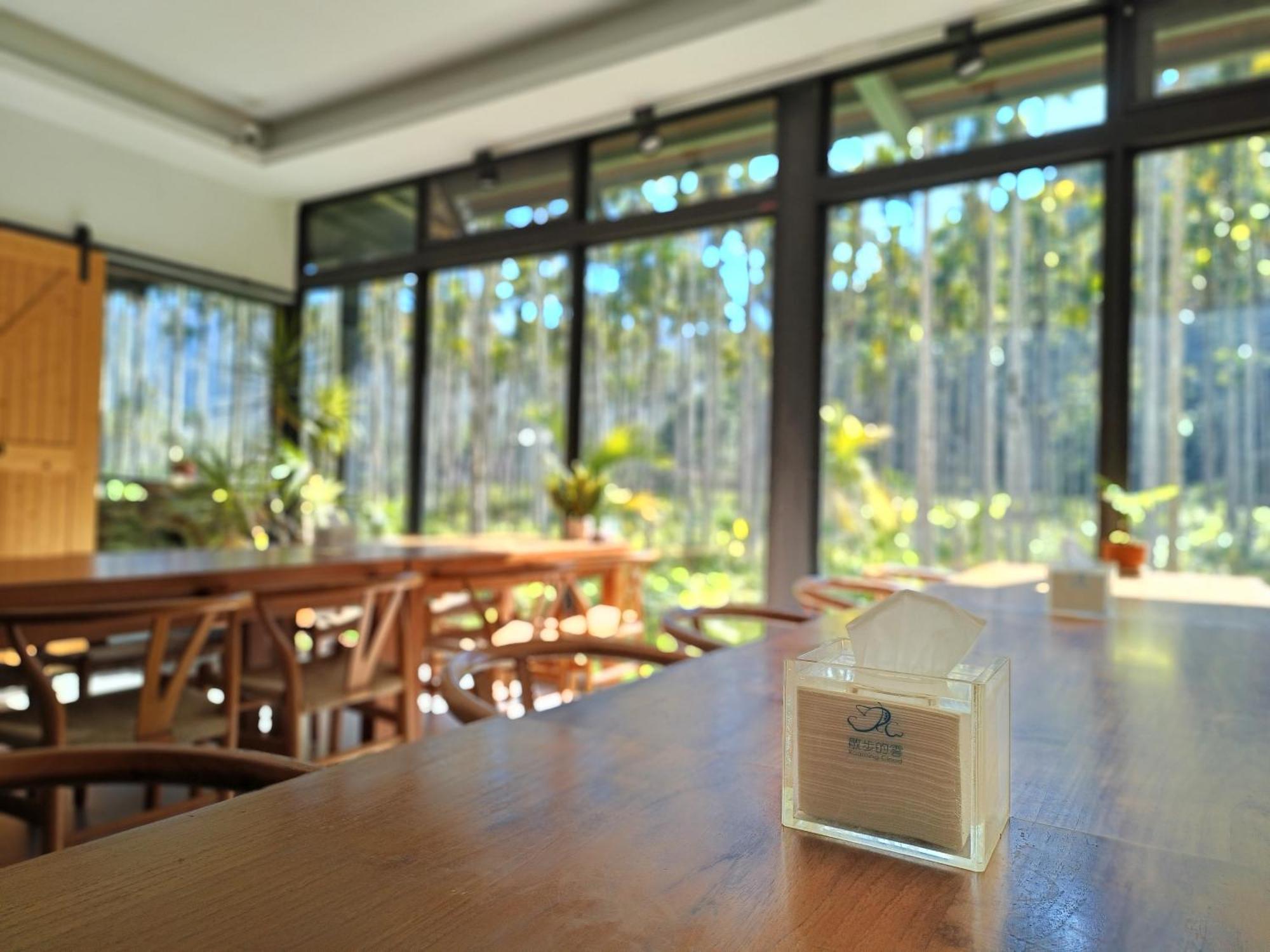 Roaming Cloud Sun Moon Lake B&B Yuchi Exteriör bild
