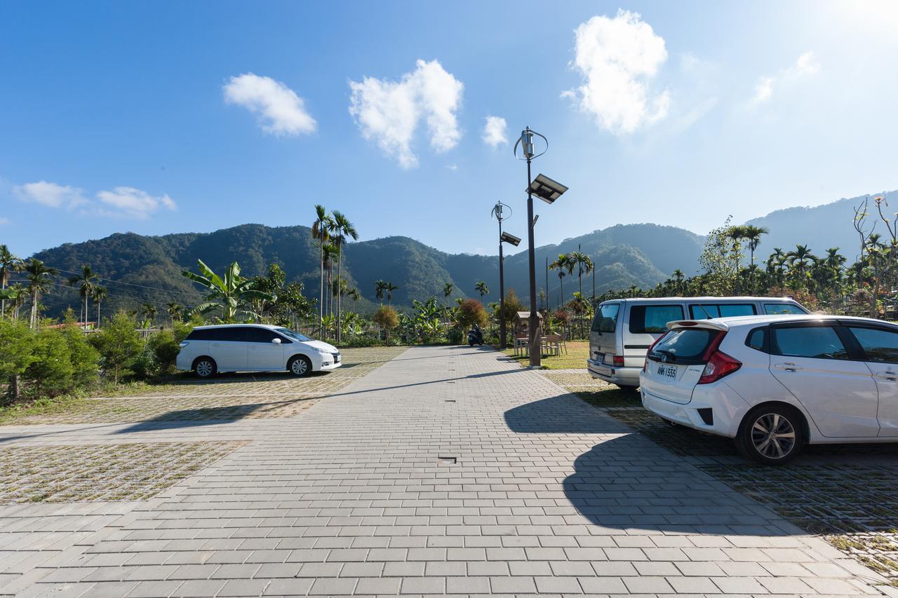 Roaming Cloud Sun Moon Lake B&B Yuchi Exteriör bild